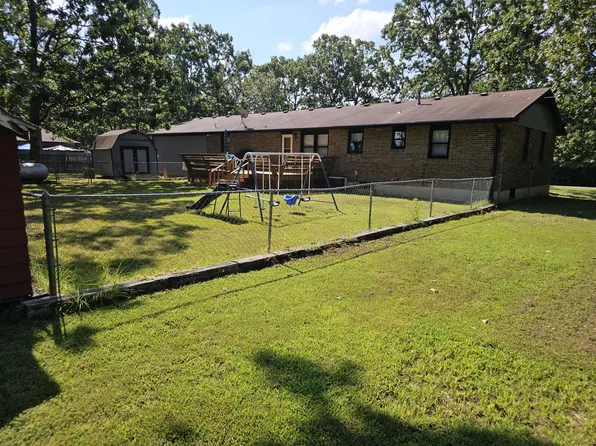 1093 Brentwood Drive, Marshfield, MO 65706