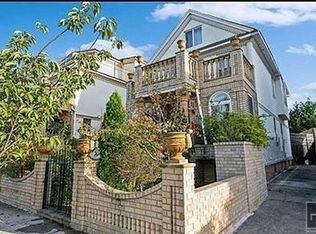 3812 Cypress Ave APT 2R, Brooklyn, NY 11224