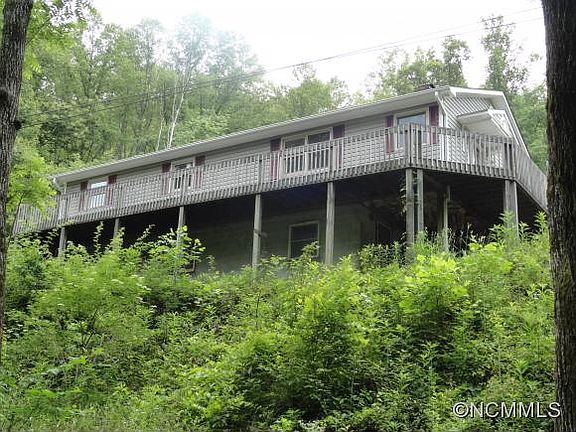 2nd image of 19 Davidson Ln