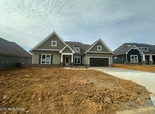 1529 Linden Leaf Ln, Knoxville, TN 37922