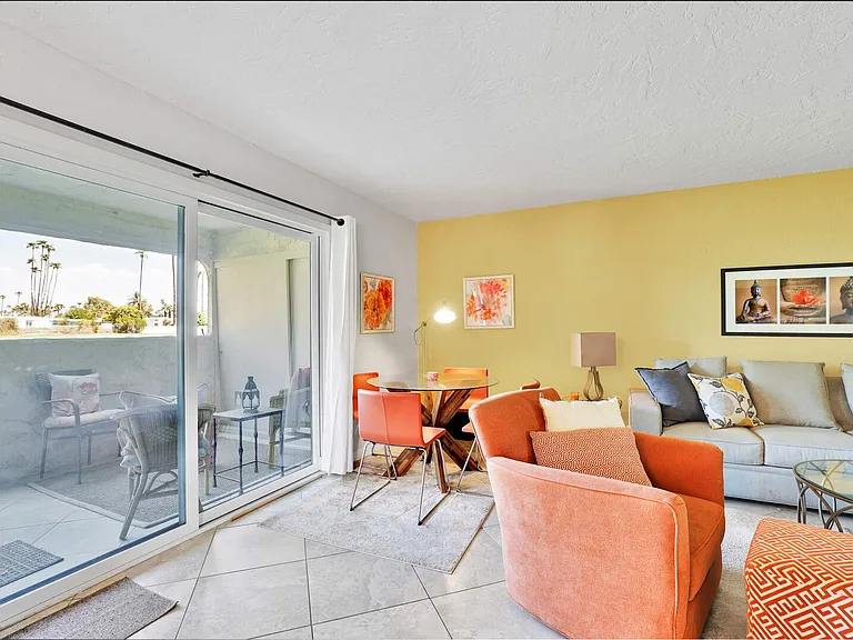 E Waverly Dr — Photo 17