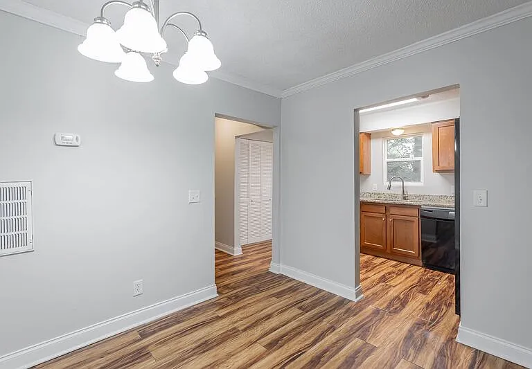 6876 Beulah Dr — Photo 12