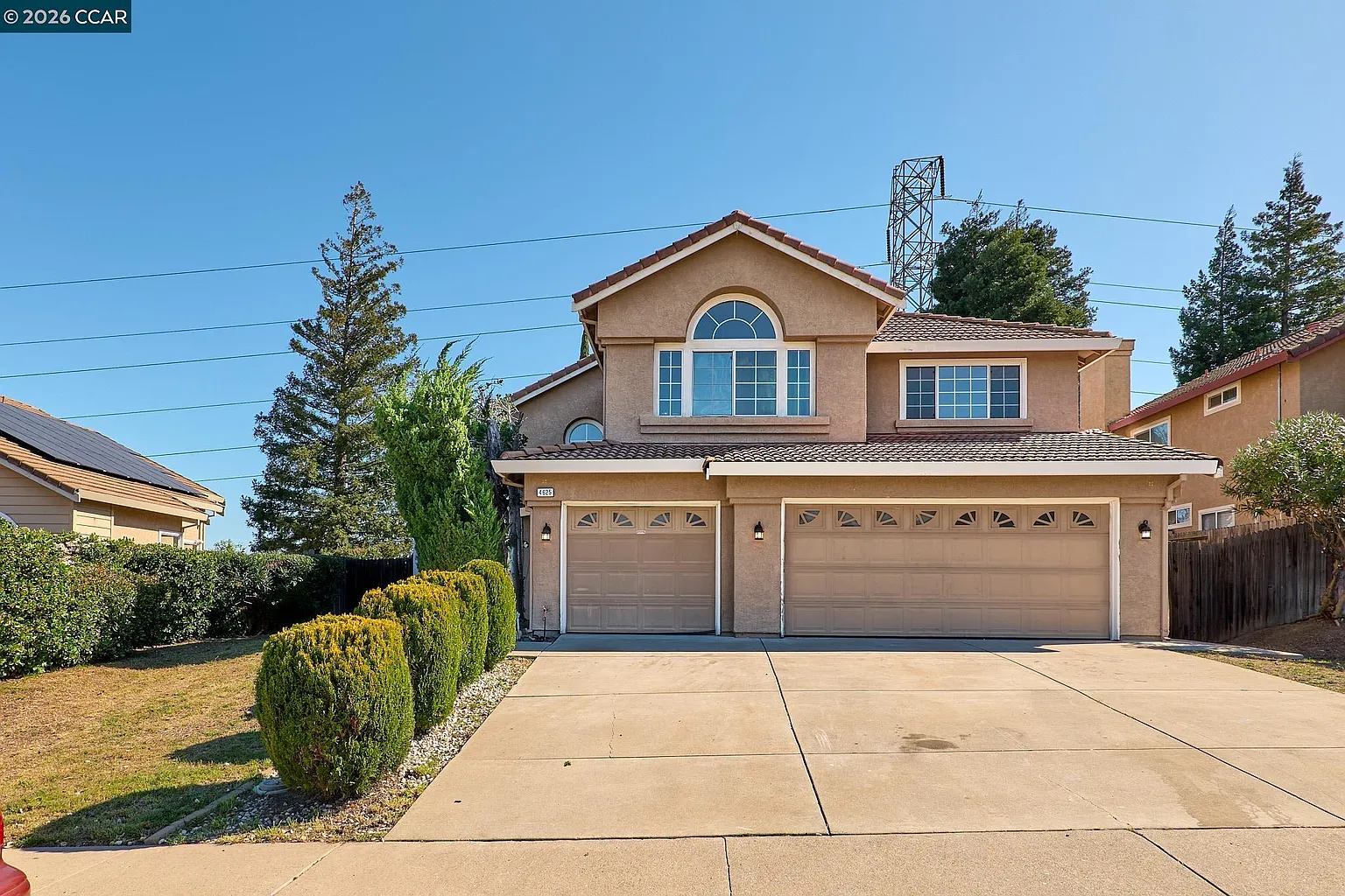 4625 Arabian Way photo 1