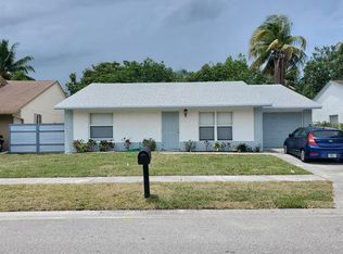5769 Ellis Hollow Rd E, Lake Worth, FL 33463