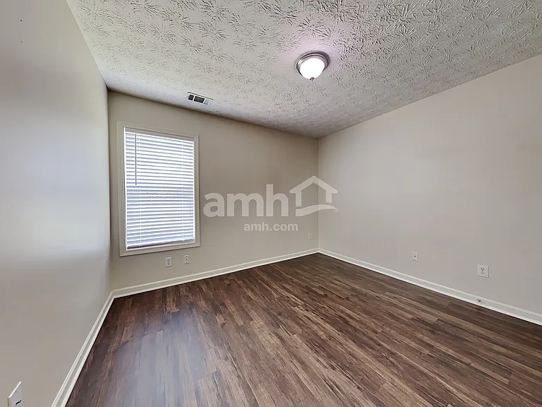 1552 Armende Cir — Photo 17