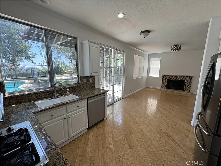 16438 Cyan Ct — Photo 11
