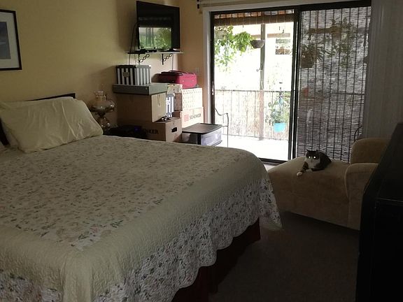 3rd image of 22 N Graham Ave APT 3