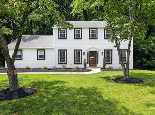 688 Meadowbrook Ln, Media, PA 19063