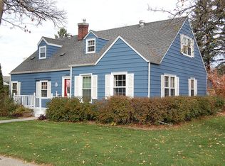 305 10th St SW, Pipestone, MN 56164