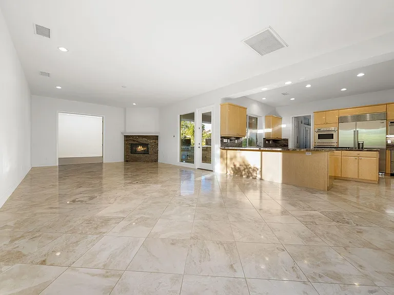 5 Chopin Ct — Photo 8