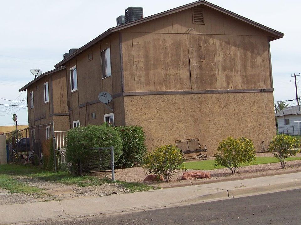 2nd image of 1322 E Madison St