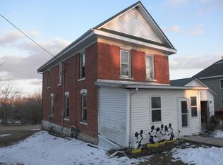 416 N Main St, Monona, IA 52159