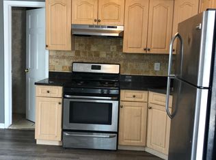 25323 149th Ave, Rosedale, NY 11422