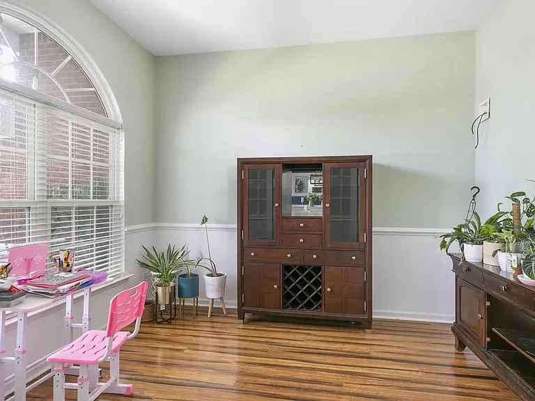 125 Coldsprings Dr — Photo 7