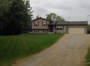 7266 Pettit Rd, Birch Run, MI 48415