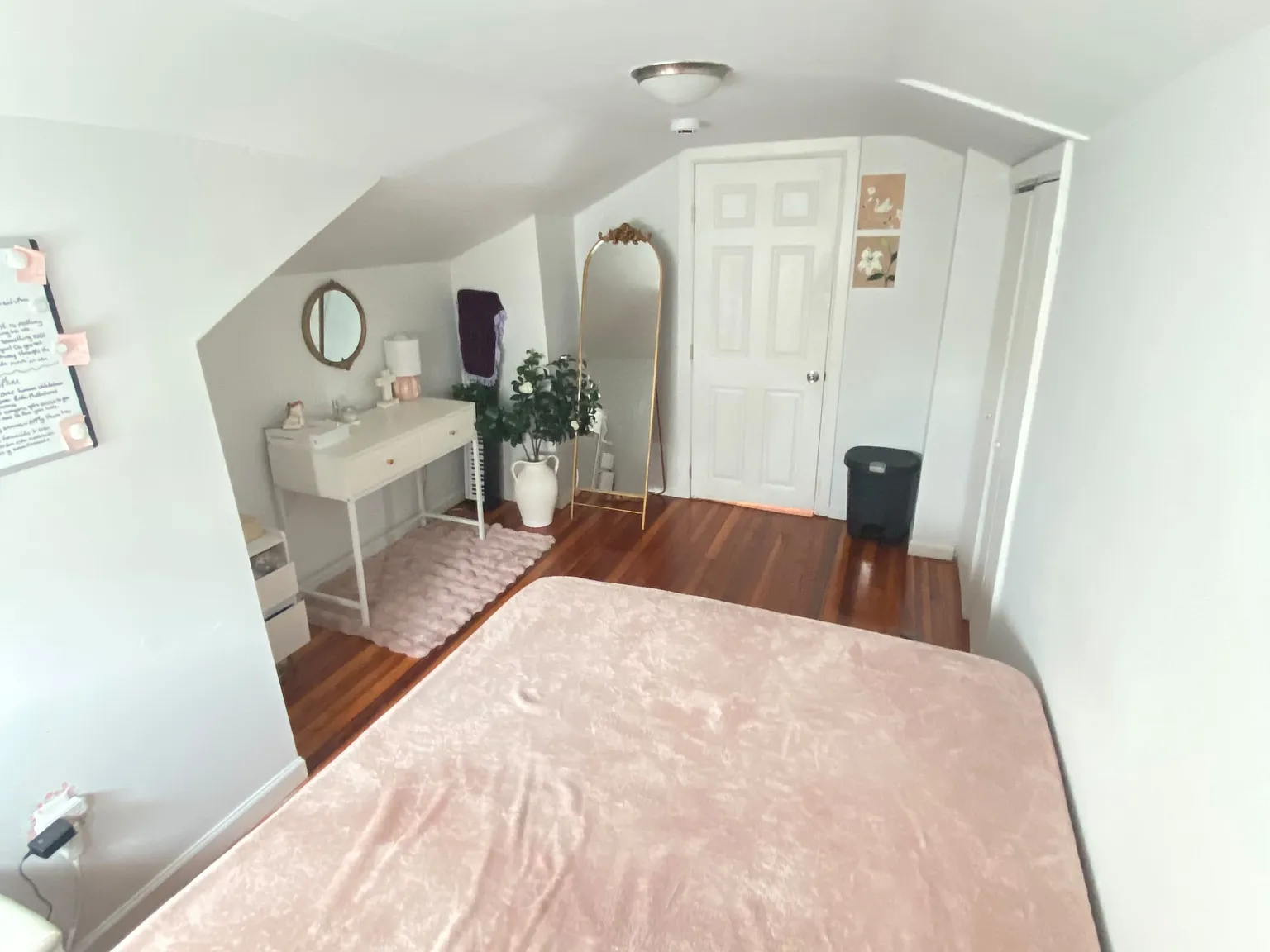 3 bed, $2,500 — Photo 2