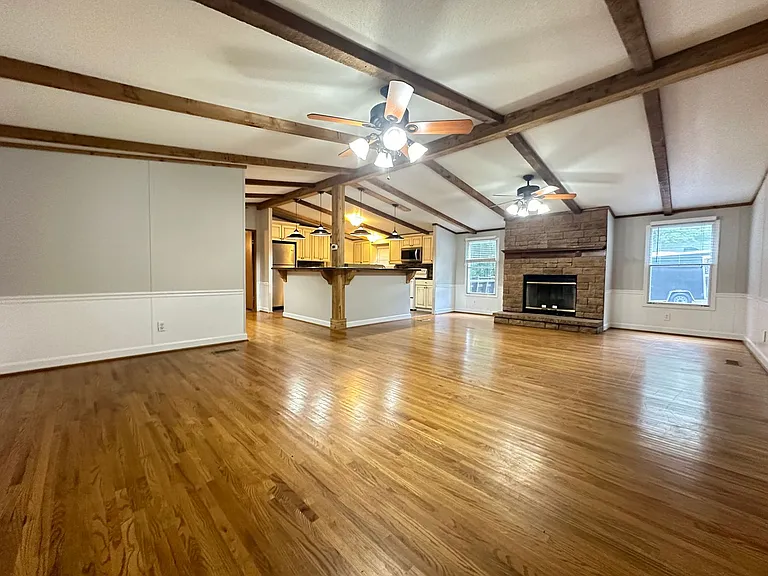 705 Bagley Dr — Photo 5