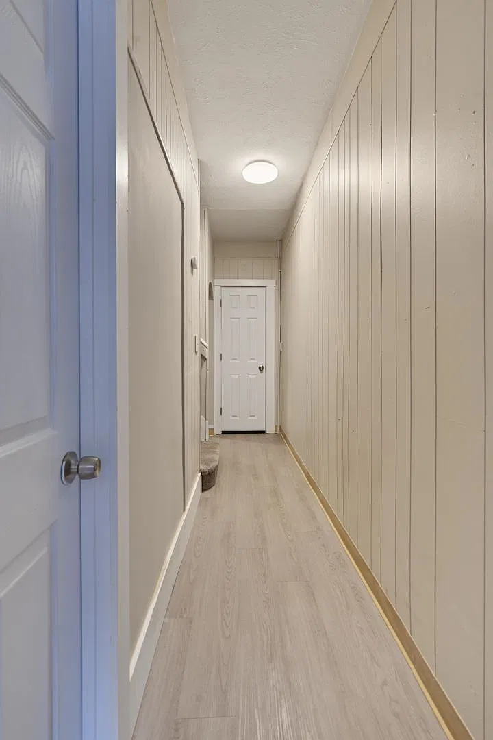 Newly Renovated 3 Bed, 1 Bath Apartment for Rent in Holyoke! — Photo 3