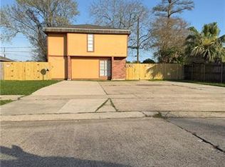 1211 Lochlomand Dr, Harvey, LA 70058