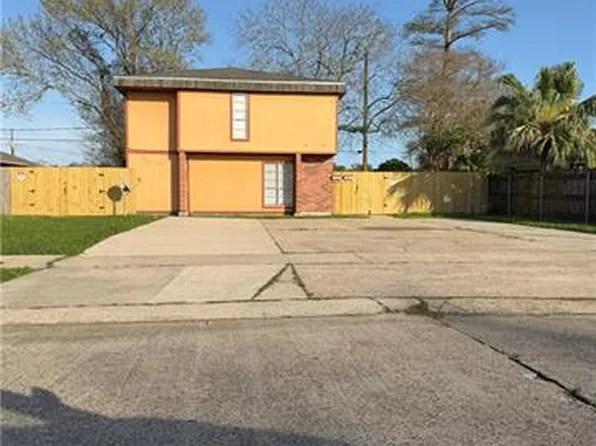 1211 Lochlomand Dr, Harvey, LA 70058