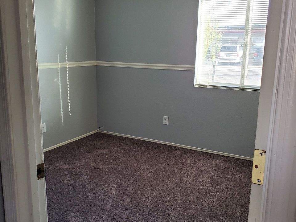 2nd image of 7641 E Queen Palm Cir