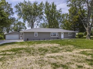 413 E Northtown Rd, Normal, IL 61761