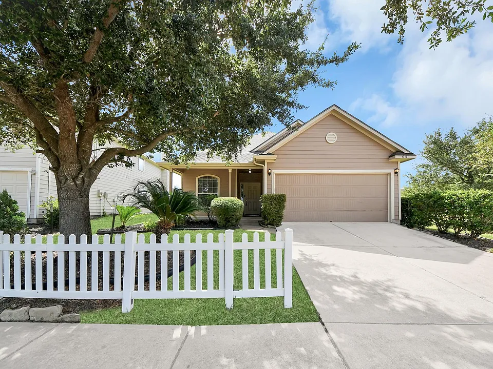 4242 S Vineyard Meadow Ln
