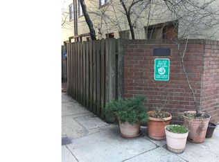 100 N 21st St APT A, Philadelphia, PA 19103