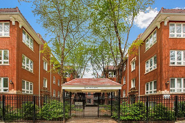1st image of 912 W Agatite Ave APT 2