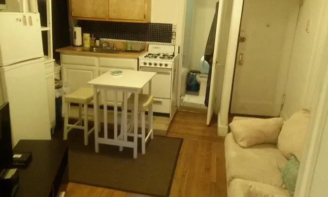 Rented by Downtown Mgt & Realty LLC | media 17