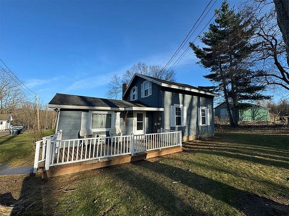 1626 Drake Rd
