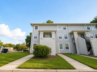 7126 Waterside Dr, Tampa, FL 33617