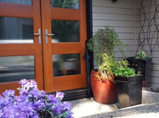 2855 NW Monte Vista Ter, Portland, OR 97210