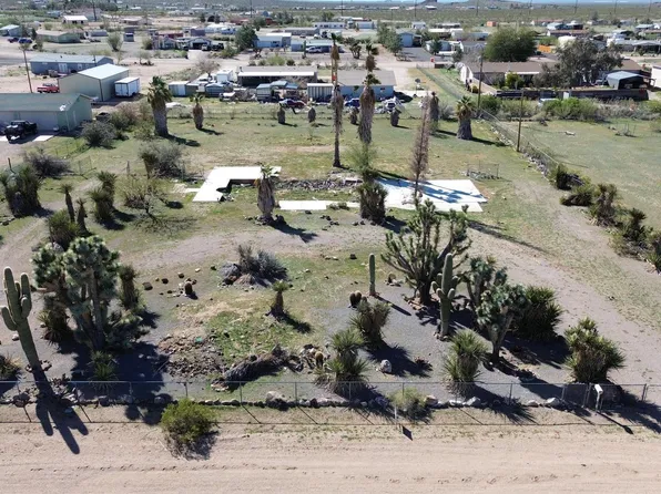 3008 W McConnico Rd, Golden Valley, AZ 86413