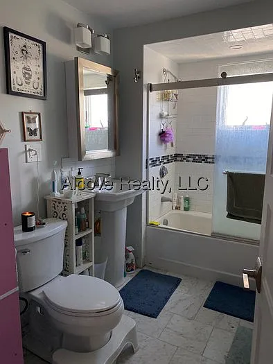 Mason St — Photo 10
