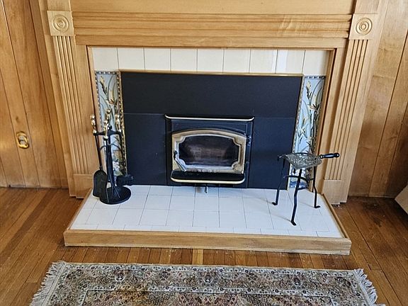 4th image of 174 Helen Dr