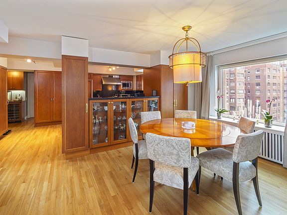 3rd image of 515 E 85th St #12AB