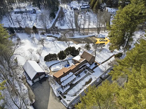 25 Pepperell Rd, Brookline, NH 03033