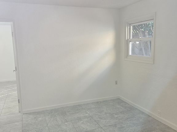 4th image of 4765 Opal Cliff Dr #B