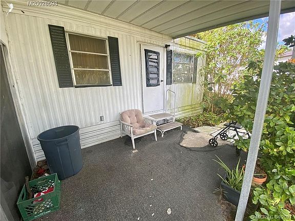 5th image of 4783 NE Blue Heron Ln