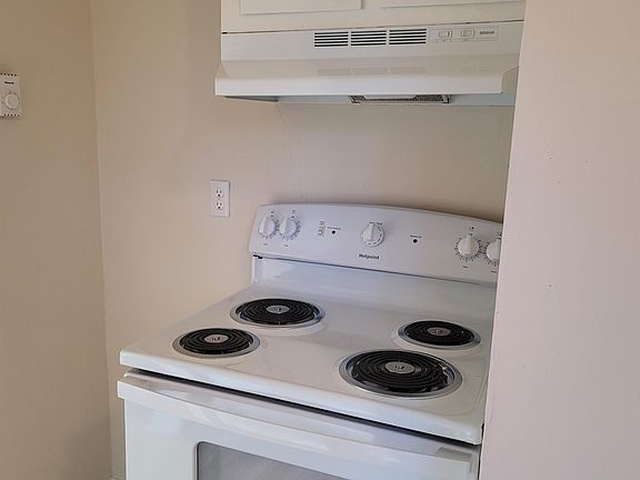 5th image of 5068 Potomac Dr