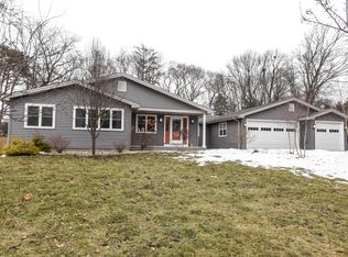 1911 Emmertsen Rd N, Racine, WI 53406