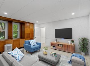 21 Elm St, Westerly, RI 02891