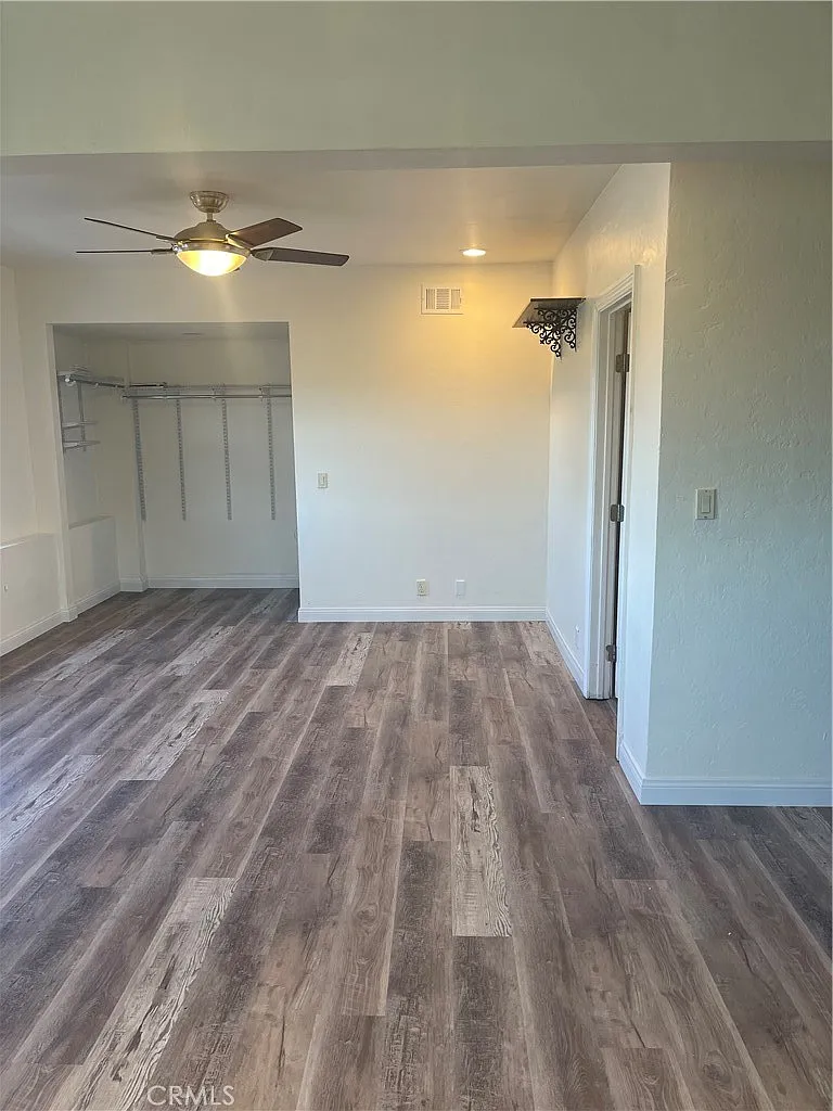 Studio, 500 sqft, $2,200 — Photo 3