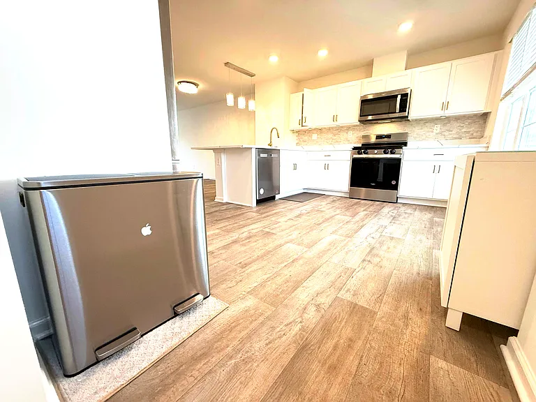 1442 Yosemite Way — Photo 12