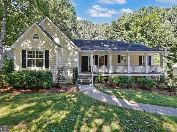 211 Westwind Dr, Ball Ground, GA 30107