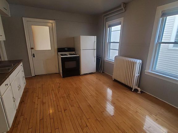 5th image of 3138 N Pierce STREET
