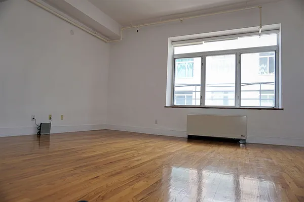 Sold by Weishao Meng LREB | media 2