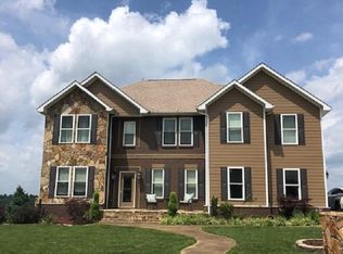 61 Ridgewood Dr, Prestonsburg, KY 41653