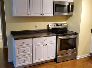 18511 Concord Dr, Strongsville, OH 44136